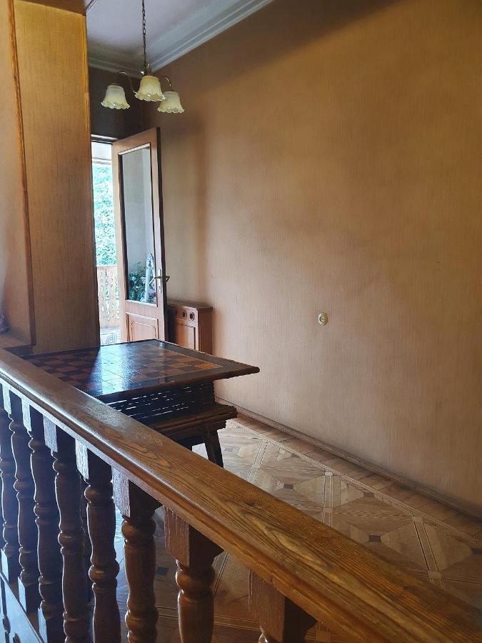 Guest House Raisa Дилижан Экстерьер фото